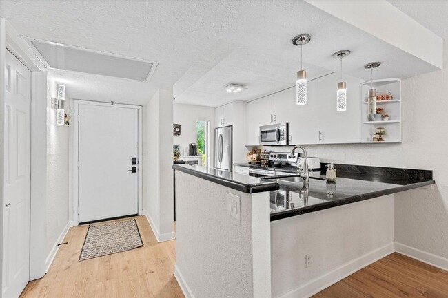 Photo - 21 Royal Palm Way Unit 1050 Apartment