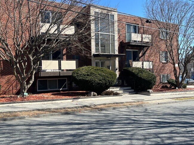 Foto del edificio - 48 N Emerson St