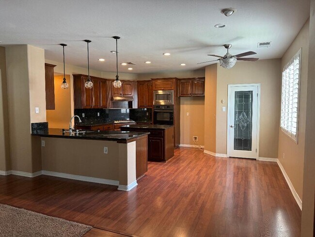 Foto del edificio - West Chester Elegance