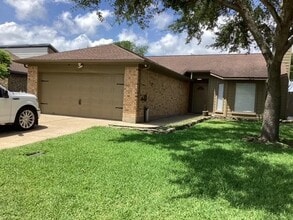 Building Photo - 4422 Haiti Ln