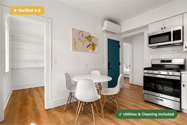 Foto del edificio - New RoostUp Furnished Private Bedroom with Private Bath in Dorchester, Boston!