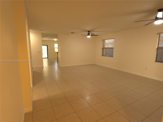 Foto del edificio - 15171 SW 116th Terrace