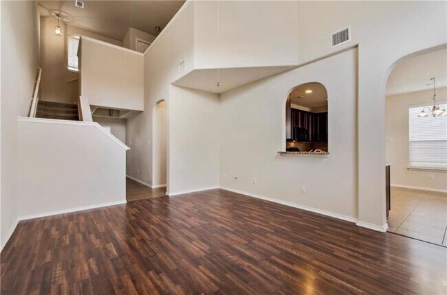 Foto del edificio - 9501 Sweetgum Dr