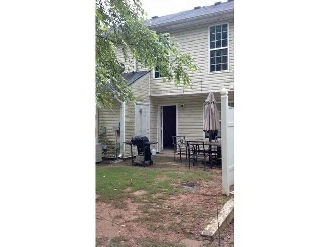 Foto del edificio - 3 Bedroom Townhouse