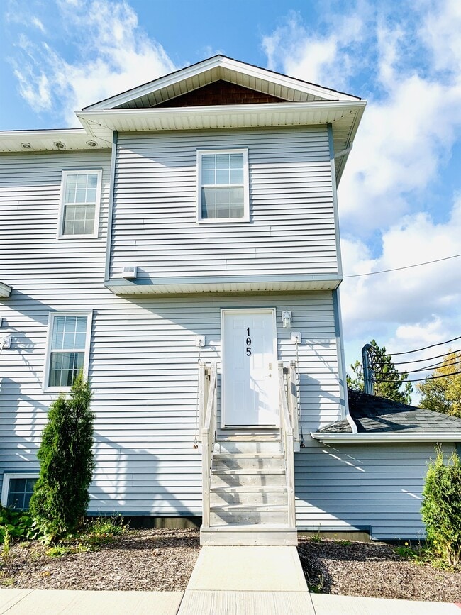 Building Photo - 56 Bay Bulls Rd