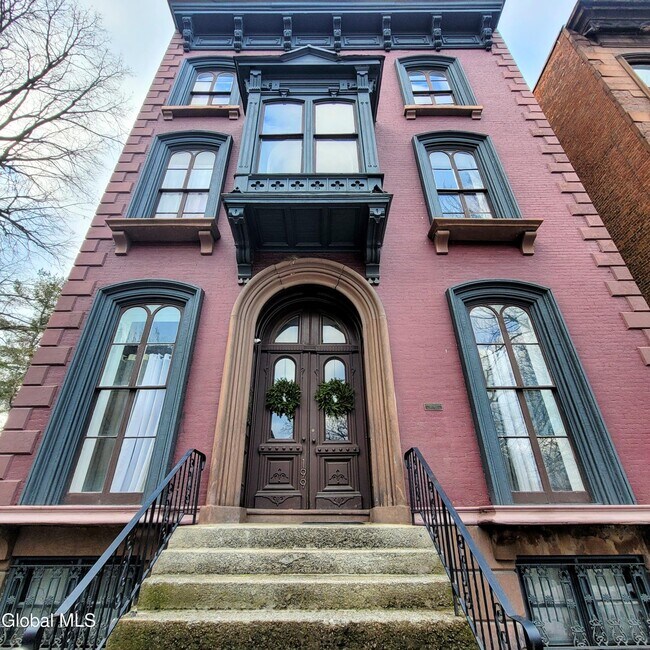 Foto del edificio - 199 2nd St