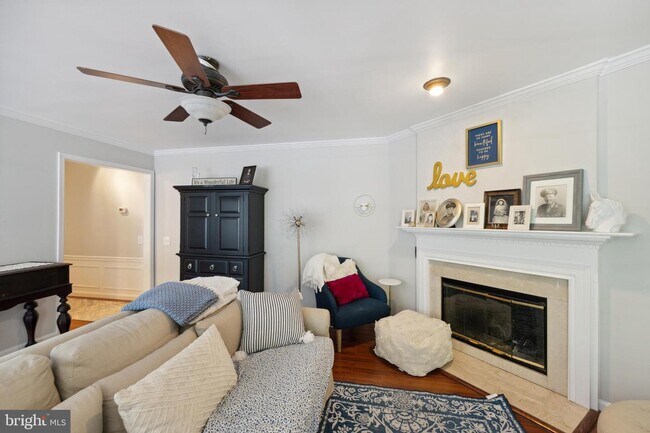 Foto del edificio - 9230 Cardinal Forest Ln