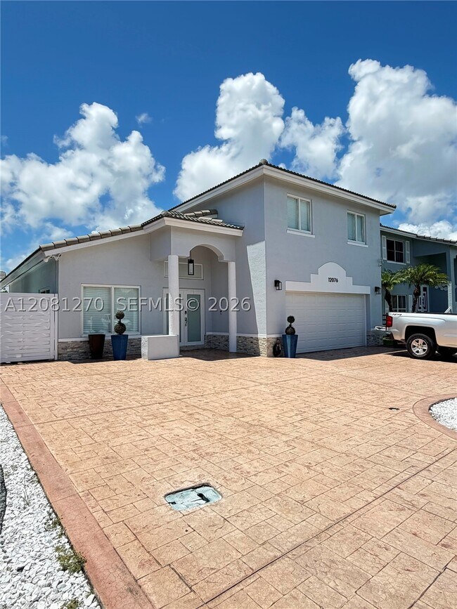 Foto del edificio - 12076 SW 251st St