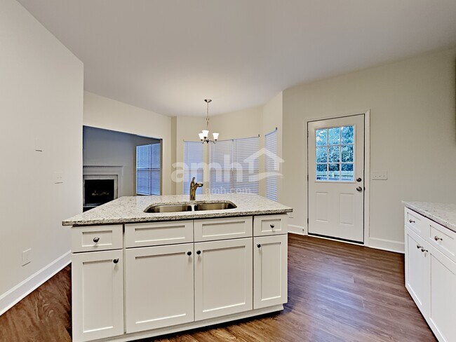 Building Photo - 1803 Azure Way
