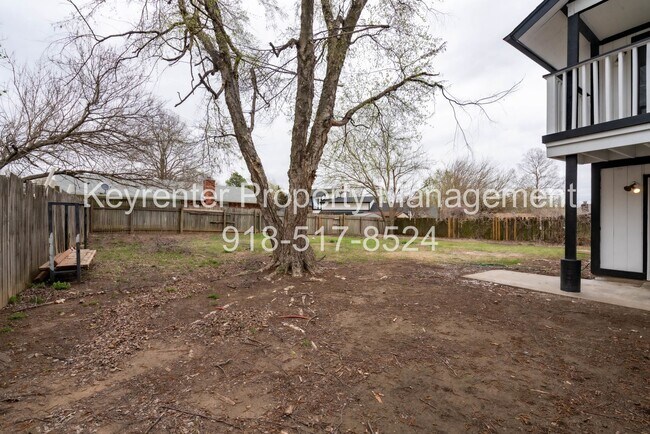 Foto del edificio - Gorgeous 3 Bedroom Remodel, BA Schools!