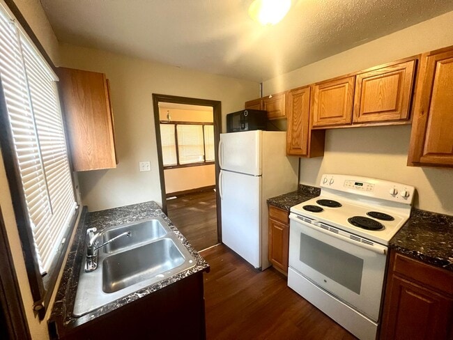 Foto del edificio - 2921 S Appleton Ave