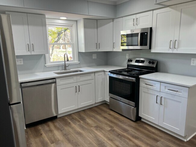 Foto del edificio - Renovated Rambler Close to METRO, Parks, &...