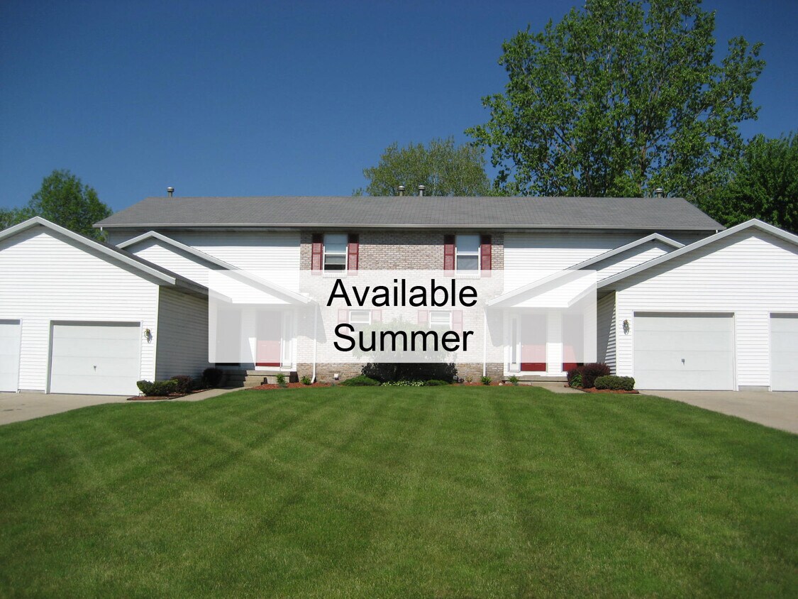 917 Cedar Run Ct NW, Walker, MI 49534 Townhome Rentals in Walker MI