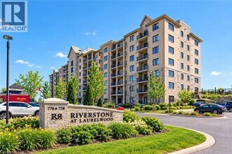 Building Photo - 776 Laurelwood Dr