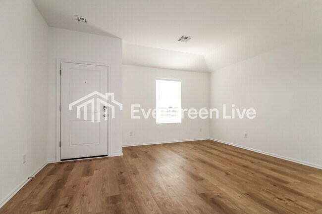 Building Photo - 3916 Olivia St