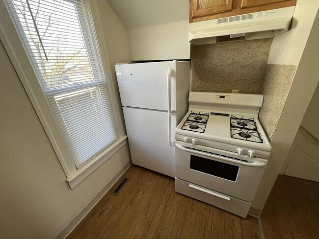 Foto del edificio - 1220 Hamilton Ave NW