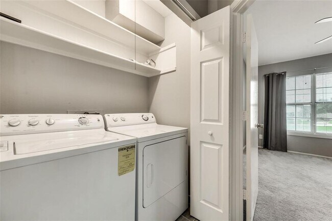 Foto del edificio - 3801 14th St