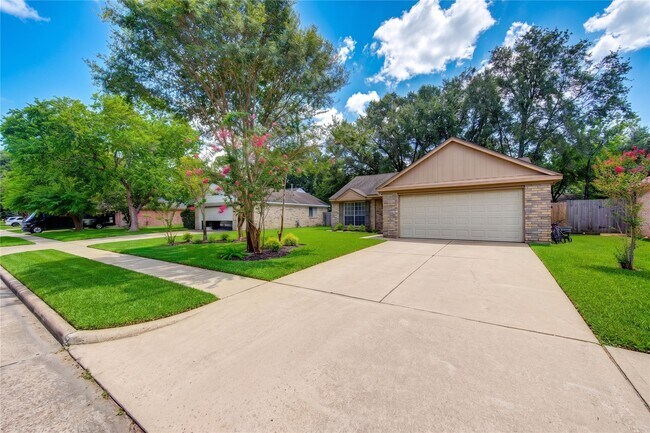Building Photo - 21419 Park Orchard Dr