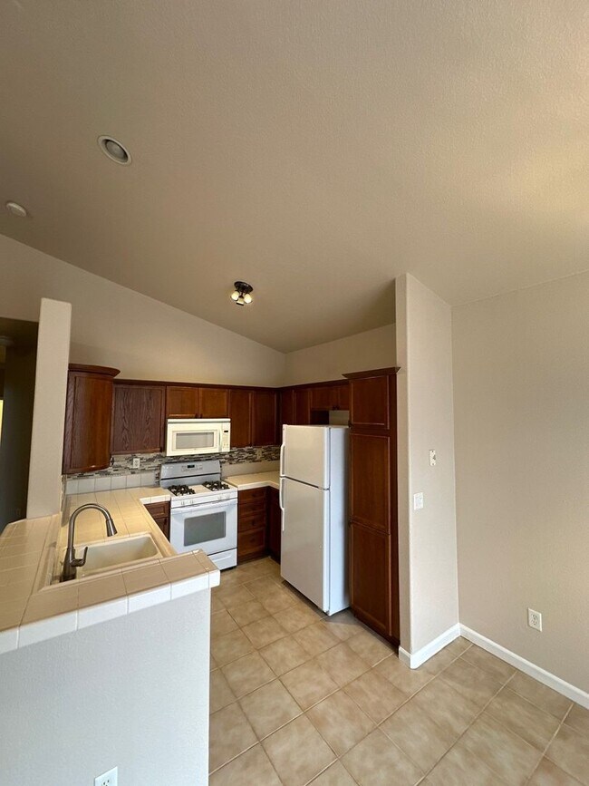 Building Photo - 6247 Black Cinder Ct