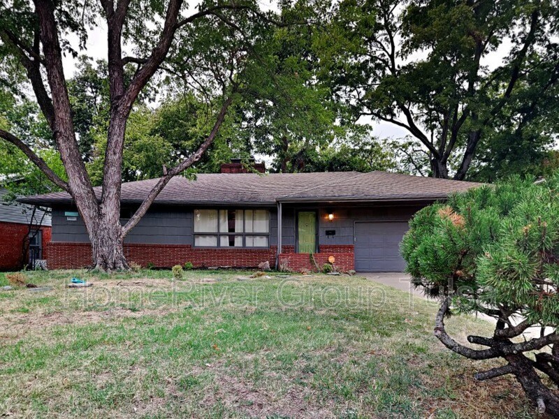 Primary Photo - 3548 S Winston Ave