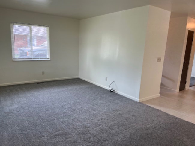 Building Photo - 4647 Croftshire Dr