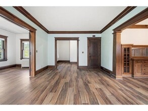 Building Photo - 3237 Lyndale Ave S