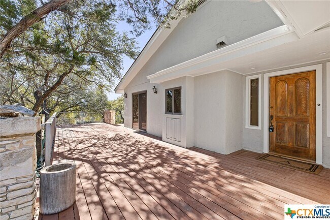 Foto del edificio - 2601 River Rd