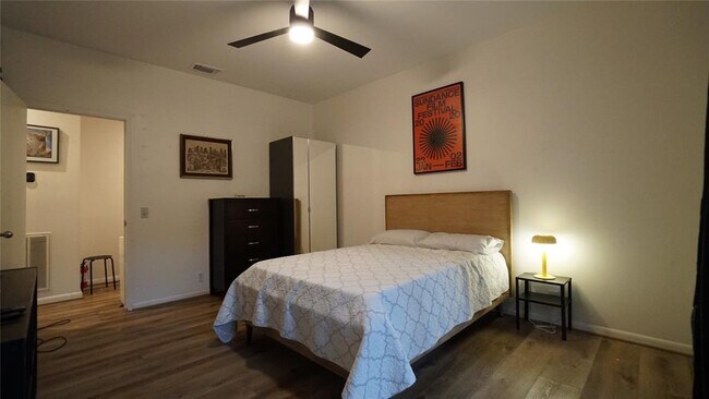 Foto del edificio - 2011 Haddon St