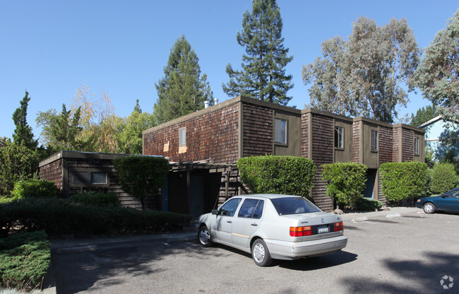 Foto del edificio - Oak Apartments