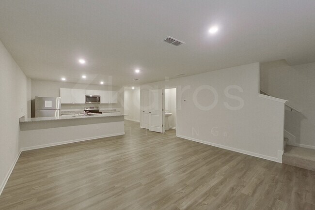 Foto del edificio - 332 Ironwood Ct