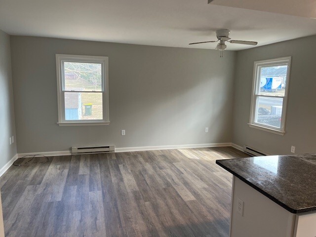 Living room - 2063 New Holland Pike