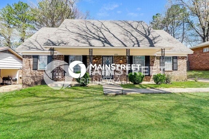 Foto principal - 4 Bedroom Pet-Friendly Home in MEMPHIS, TN...
