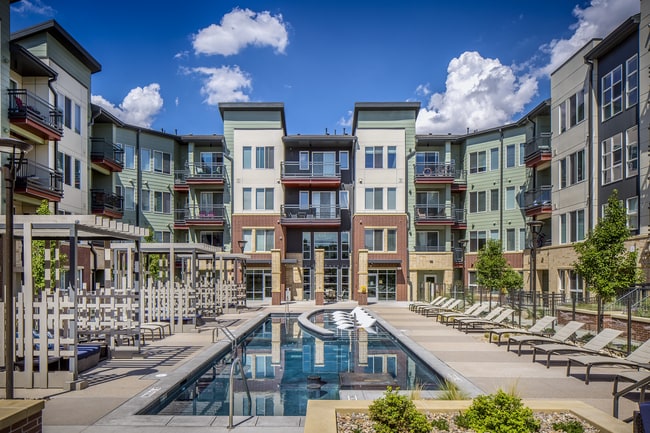 Broadstone on 9th apartments — community photo - Broadstone on 9th