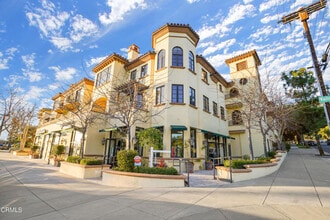 Building Photo - 985 N Michillinda Ave