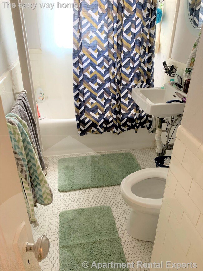 Foto del edificio - 170 Maple St