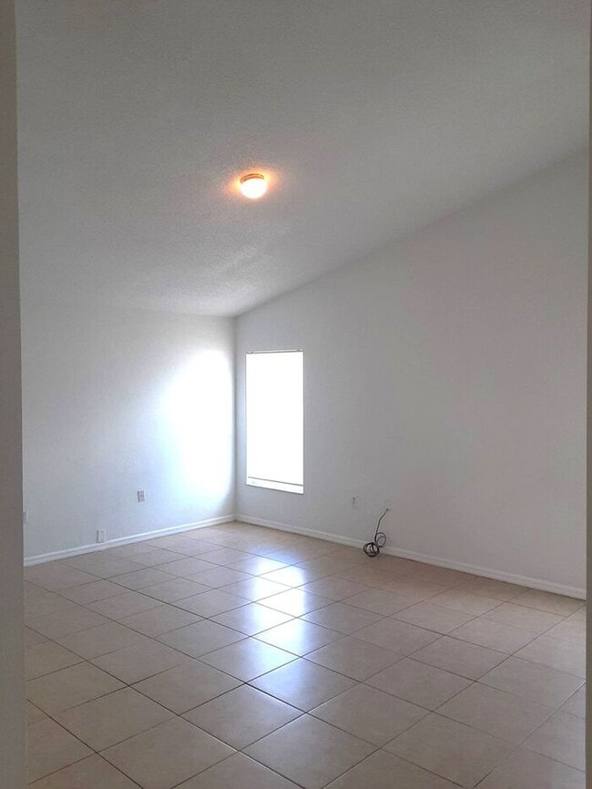 Building Photo - Single Family Home in Peppertree at Cypres...