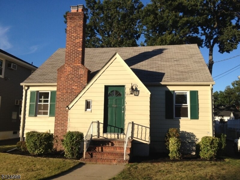 104 Madison Ave, Rochelle Park, NJ 07662 House Rental in Rochelle