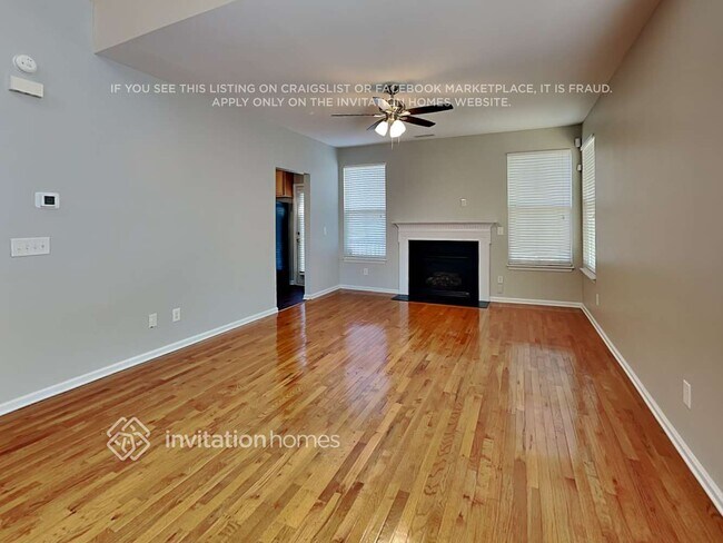 Building Photo - 1912 Pear Tree Ln