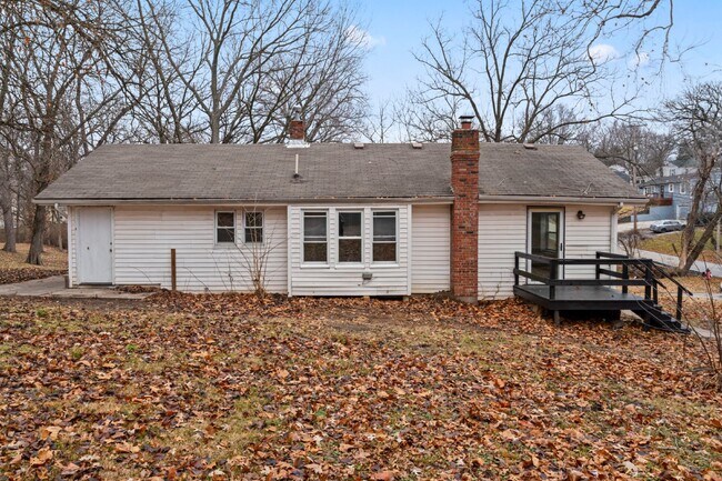 Foto del edificio - COMING SOON!! Charming 2-Bedroom Haven in Kansas City Northland!
