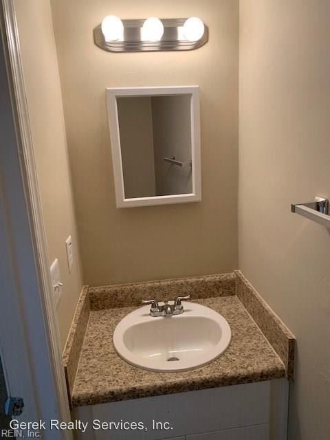 Foto del edificio - 3 br, 1.5 bath House - 5151 Condor Street