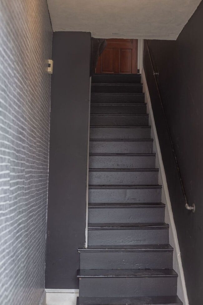 Foto del edificio - 220 W Chestnut St