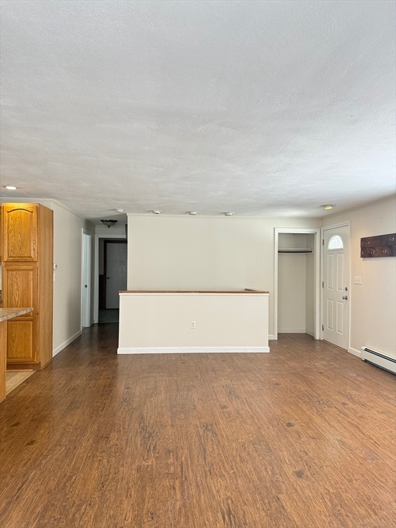 Building Photo - 33 N Sullivan Rd