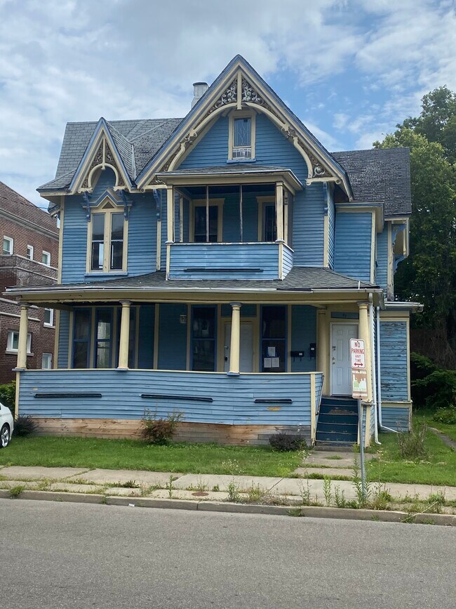 Front of House - 28 Fayette st - 28 Fayette St