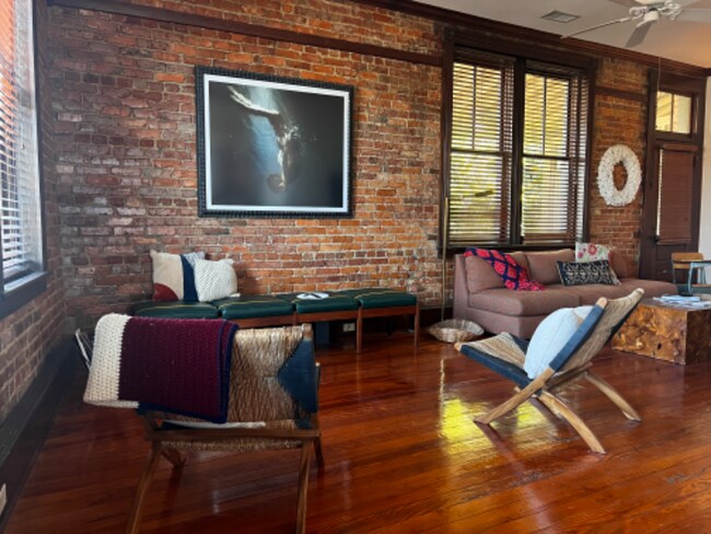 Foto del edificio - 2737 W Cleveland St