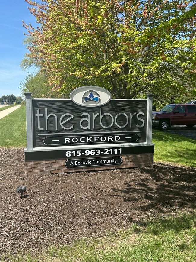 Interior Photo - The Arbors