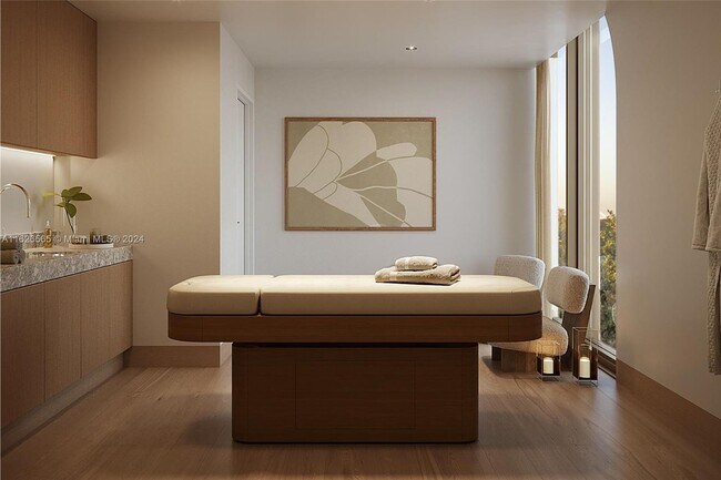 Building Photo - 2678 Tigertail Ave