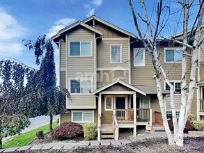 Building Photo - 7329 Rainier Dr