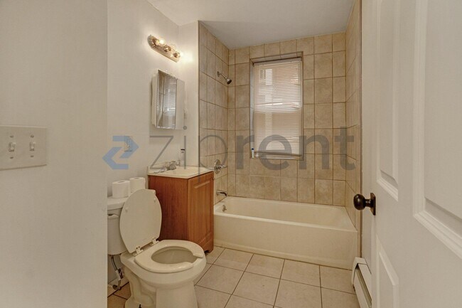 Foto del edificio - Unit 1R