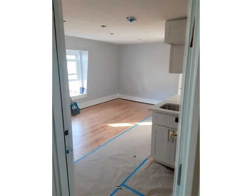 Building Photo - 293 Fayette St