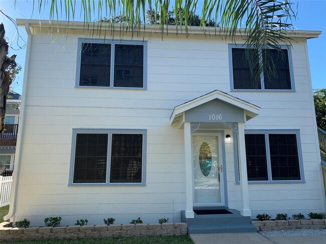 Foto del edificio - 1016 S Booth Ln